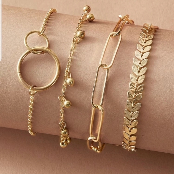 *Peaches* Gold Bracelet Set - Picture 2 of 5